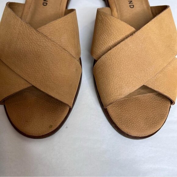 Lucky Brand Womens Size 7 Gallah Beige Sandal Boho Flat Neutral Open Toe Leather - Picture 8 of 10